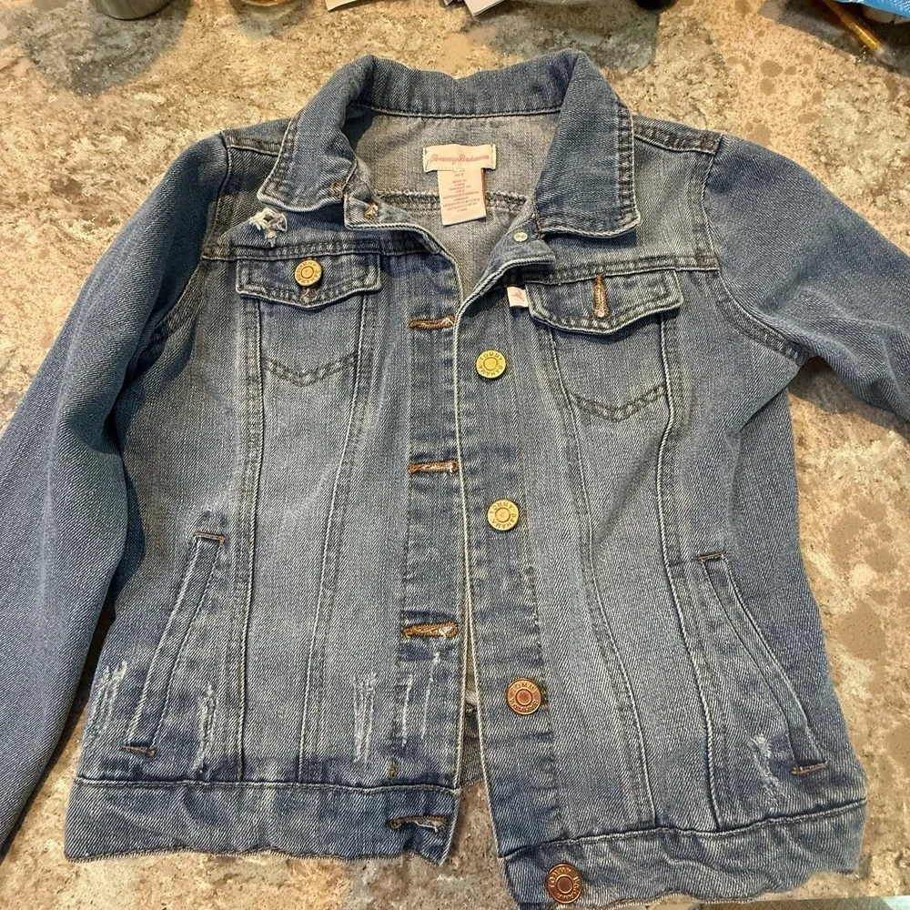 Tommy Bahama Size 8 Denim Jean Jacket Distressed Girls Medium Wash‎ EUC Trendy
